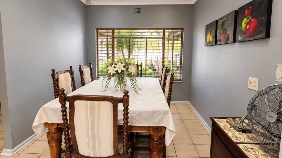 4 Bedroom Property for Sale in Flimieda North West